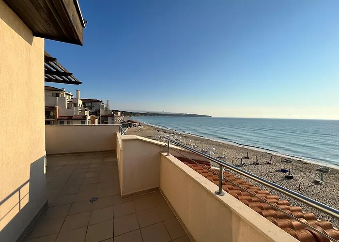 Apartment Stunning With Magnificent Sea View, B321 *